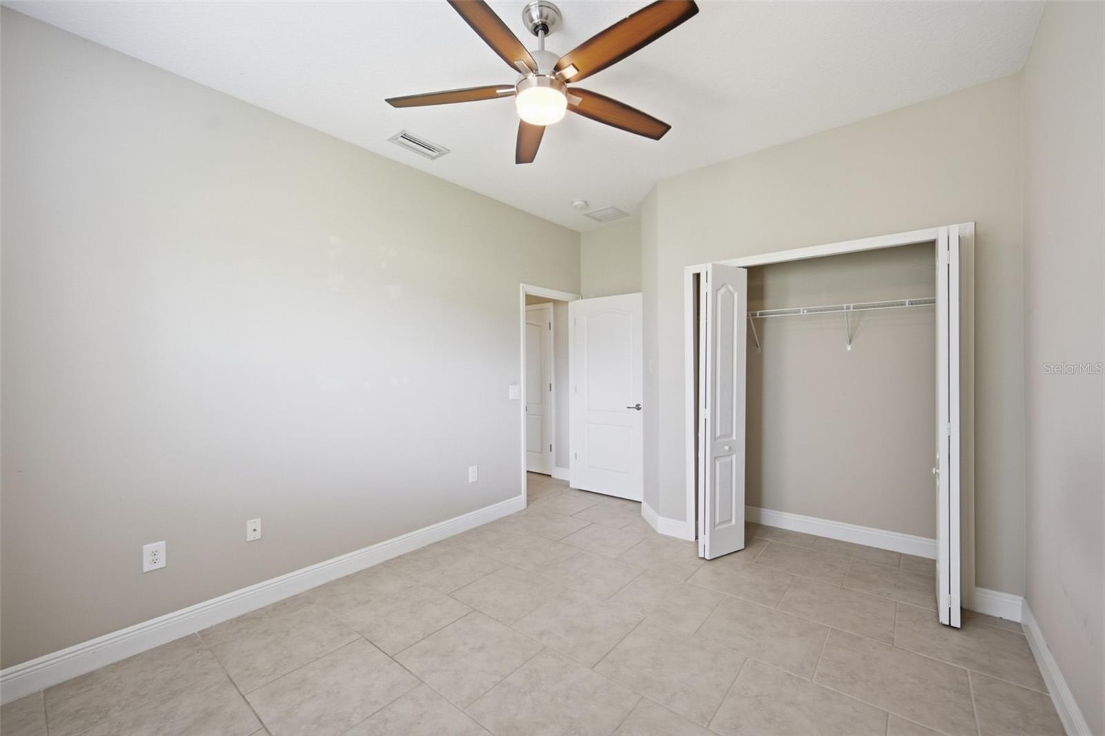 RESERVE AT SOUTH FORK PH 1 - Residential