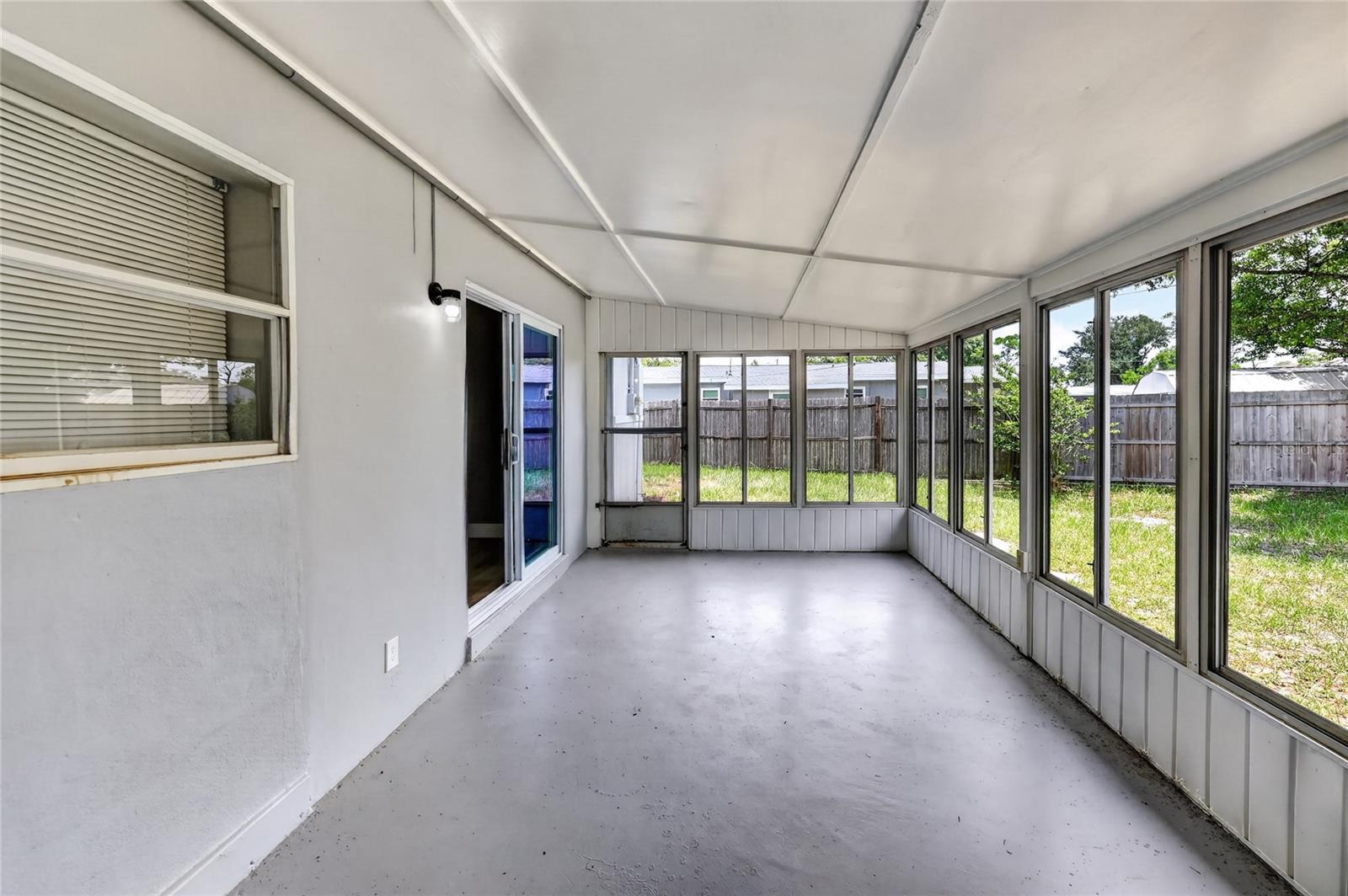 DELTONA LAKES UNIT 30 - Residential