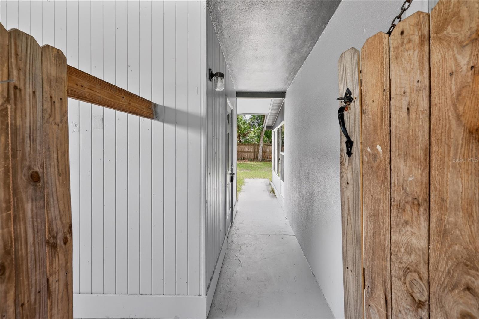 DELTONA LAKES UNIT 30 - Residential