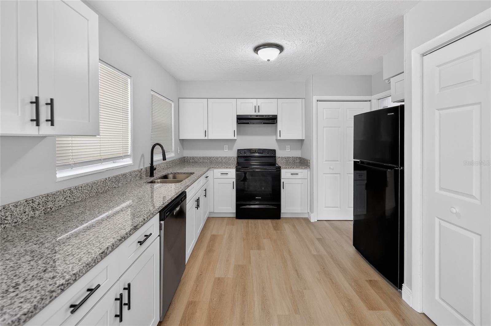 DELTONA LAKES UNIT 30 - Residential
