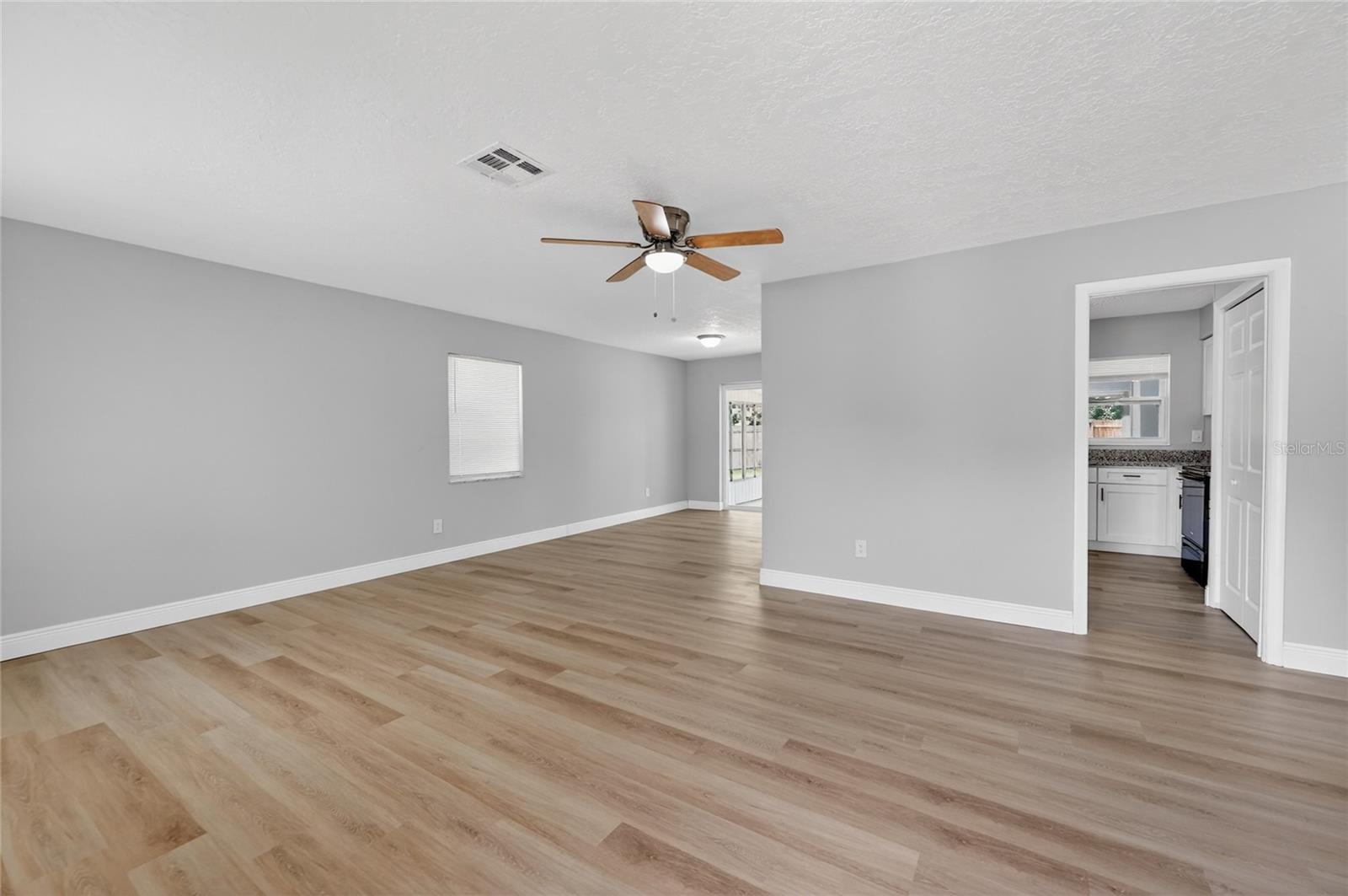 DELTONA LAKES UNIT 30 - Residential