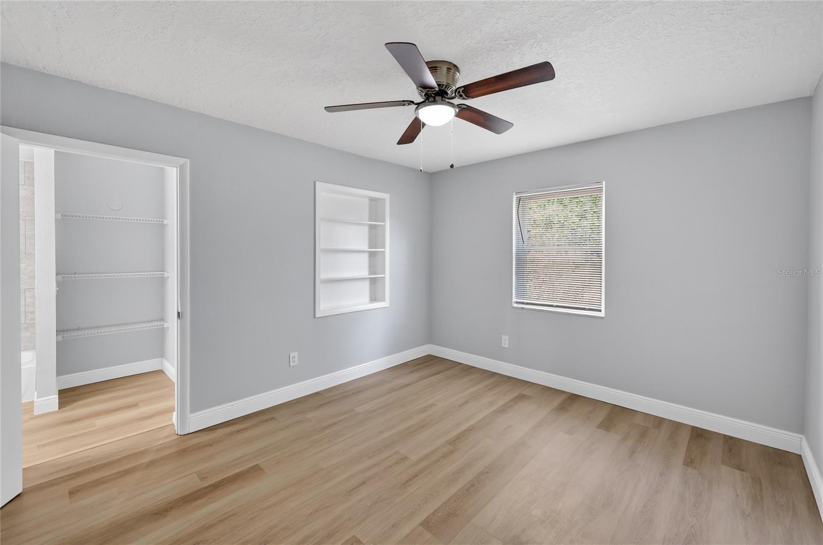 DELTONA LAKES UNIT 30 - Residential