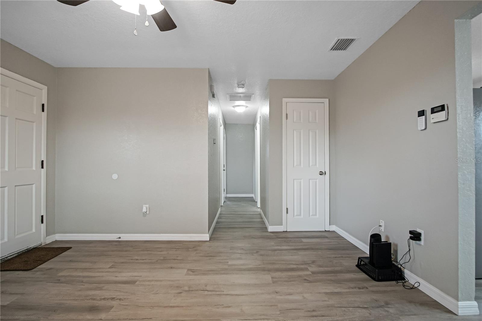 VALENCIA HILLS SUB - Residential