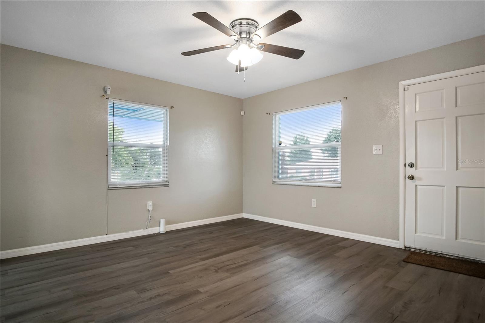 VALENCIA HILLS SUB - Residential