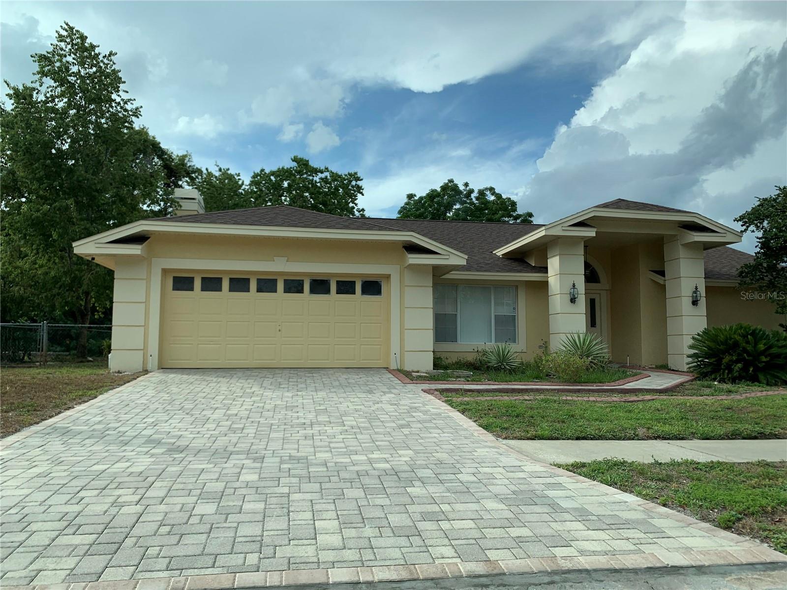 Spacious 3 bedroom house with den/extral room with full door wall facing pool. New roof, AC, and pool heater etc. after purchase. It's off a quiet street of a small community/Berkley Wood; but have access and previlage to Beacon Wood East club house and pool/facility as well. Washer and dryer included; furnished all rooms or some rooms as option too.