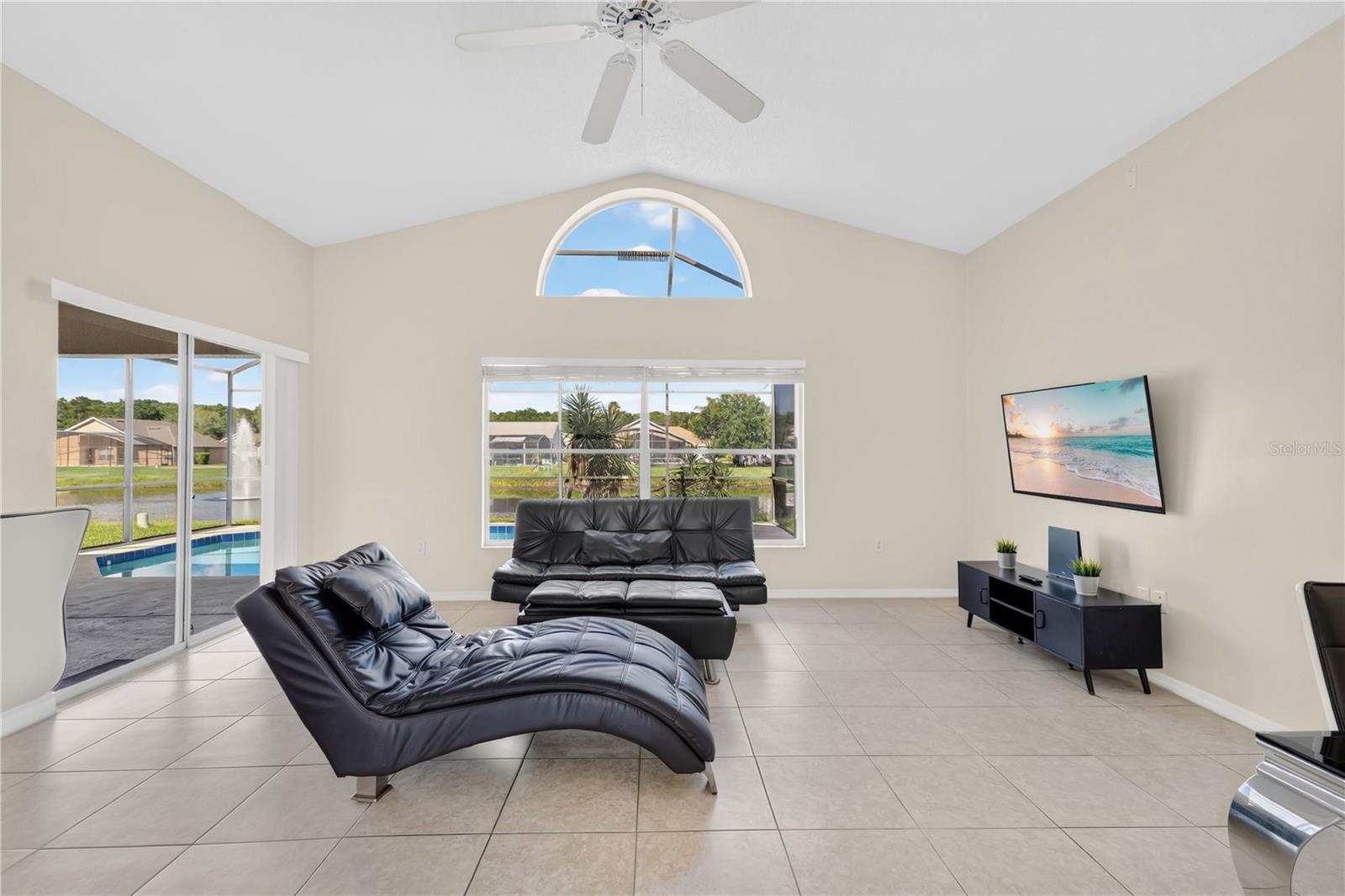 COUNTRY CREEK ESTATES - Residential Lease