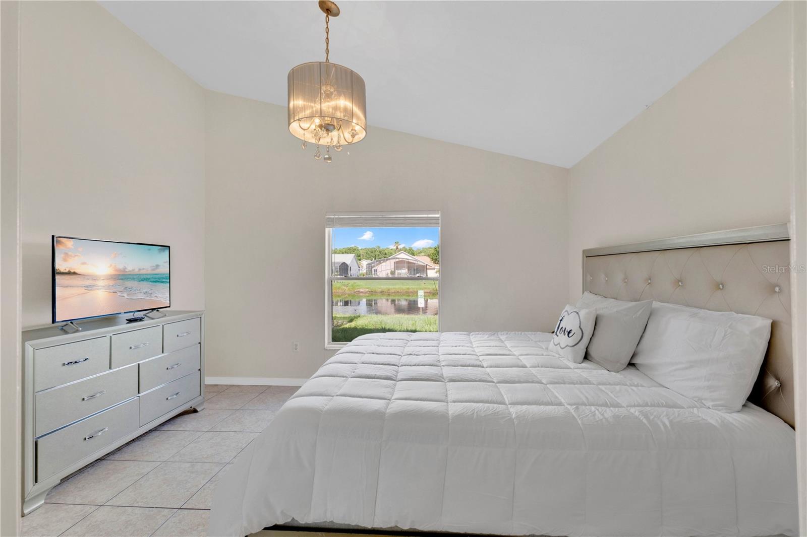 COUNTRY CREEK ESTATES - Residential Lease