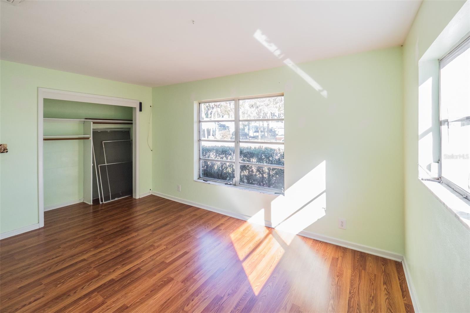 LEESBURG PALMORA PARK - Residential