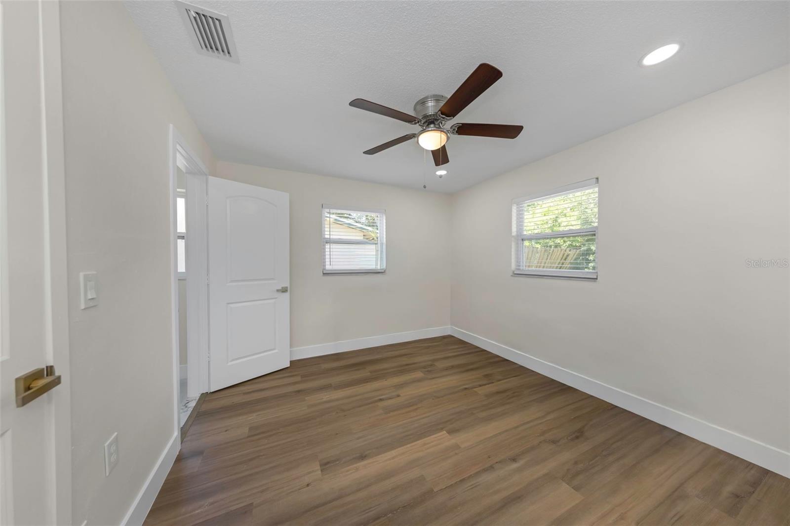 ROSERY GROVE VILLA 3RD ADD - Residential