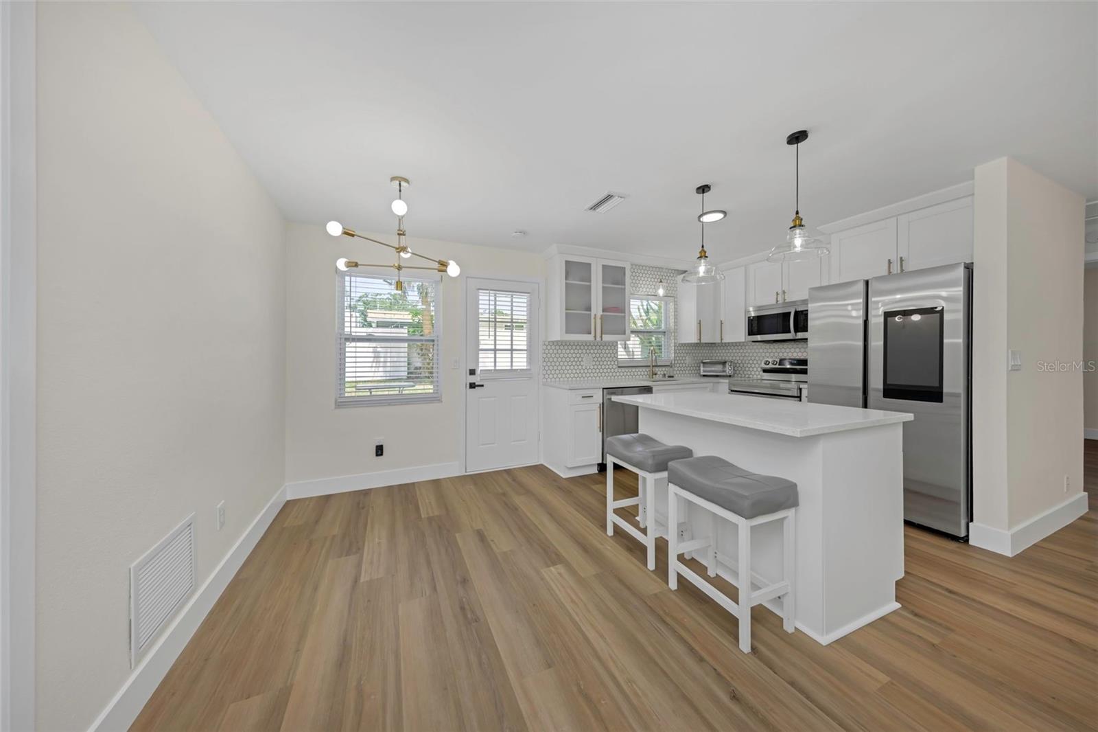ROSERY GROVE VILLA 3RD ADD - Residential