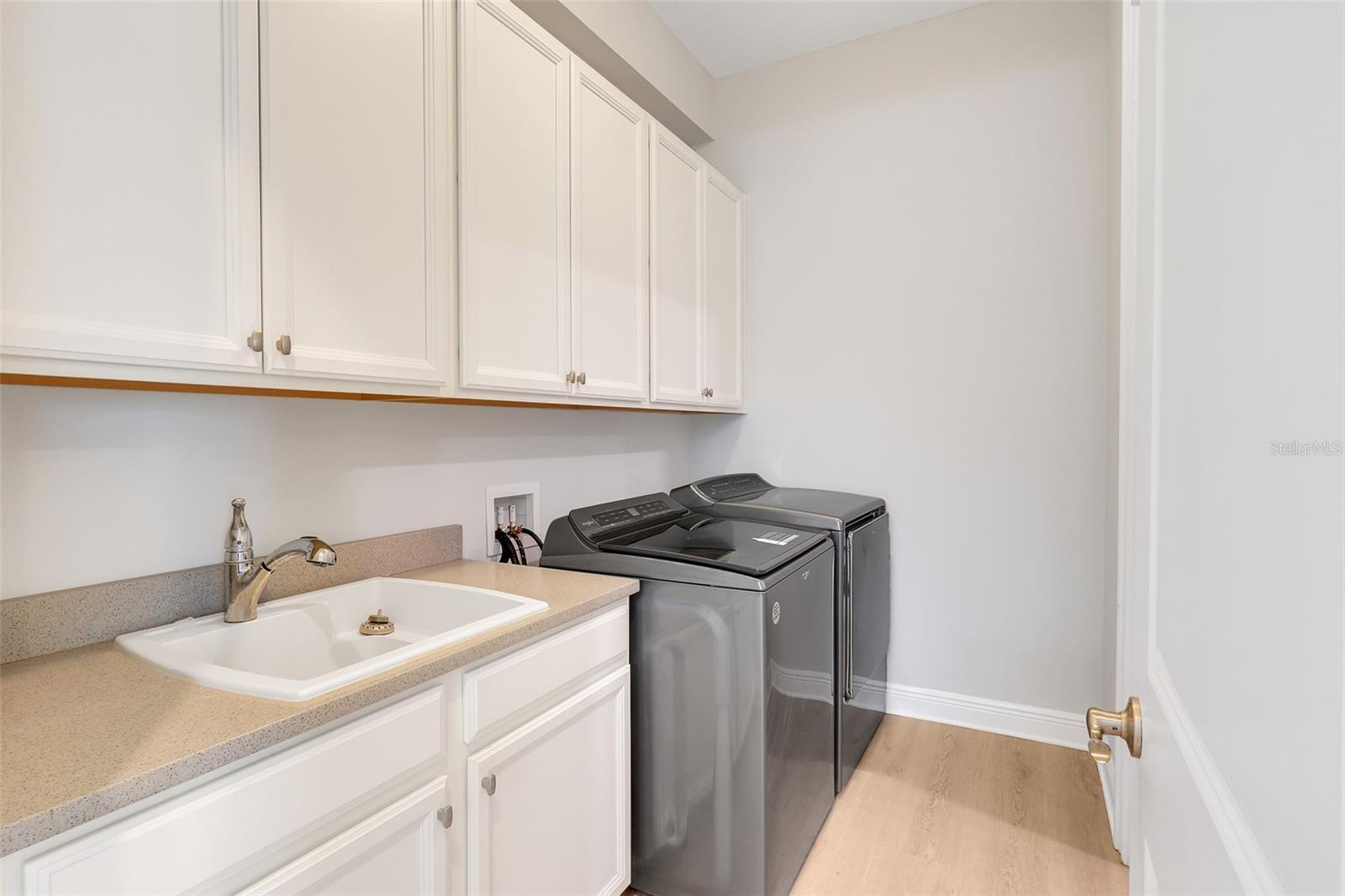 PARKSIDE PH 2 - Residential Lease