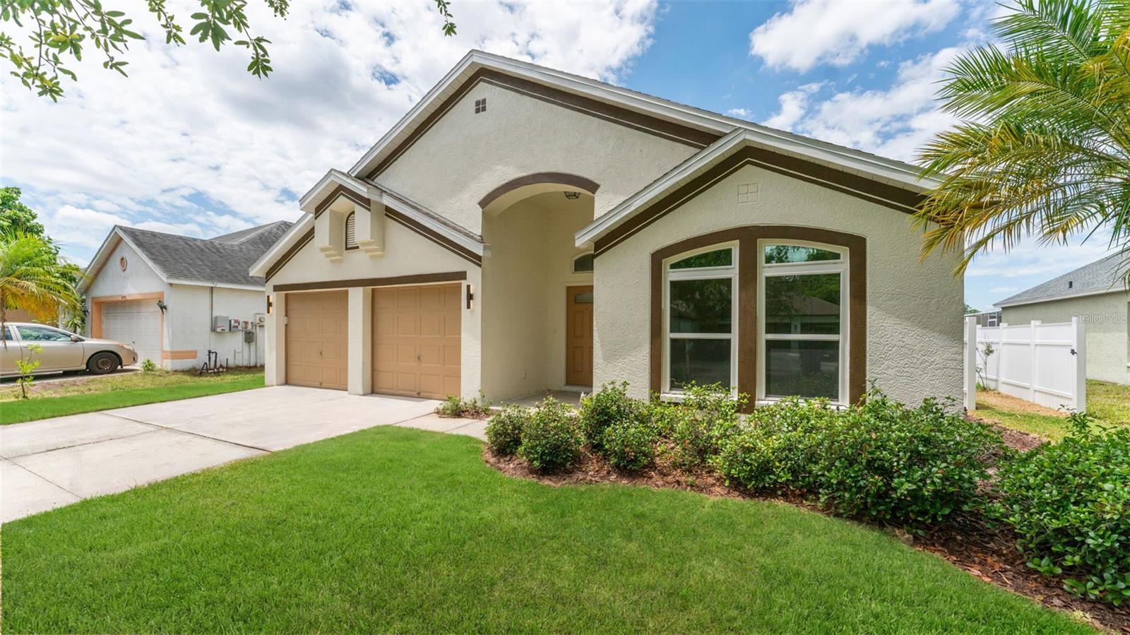CARROLLWOOD COVE - Residential