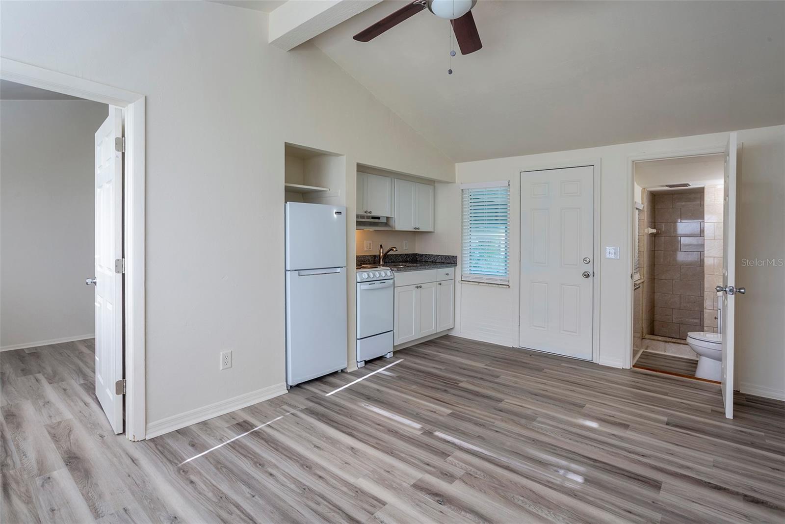 SUNSET POINT A REP - Commercial Sale