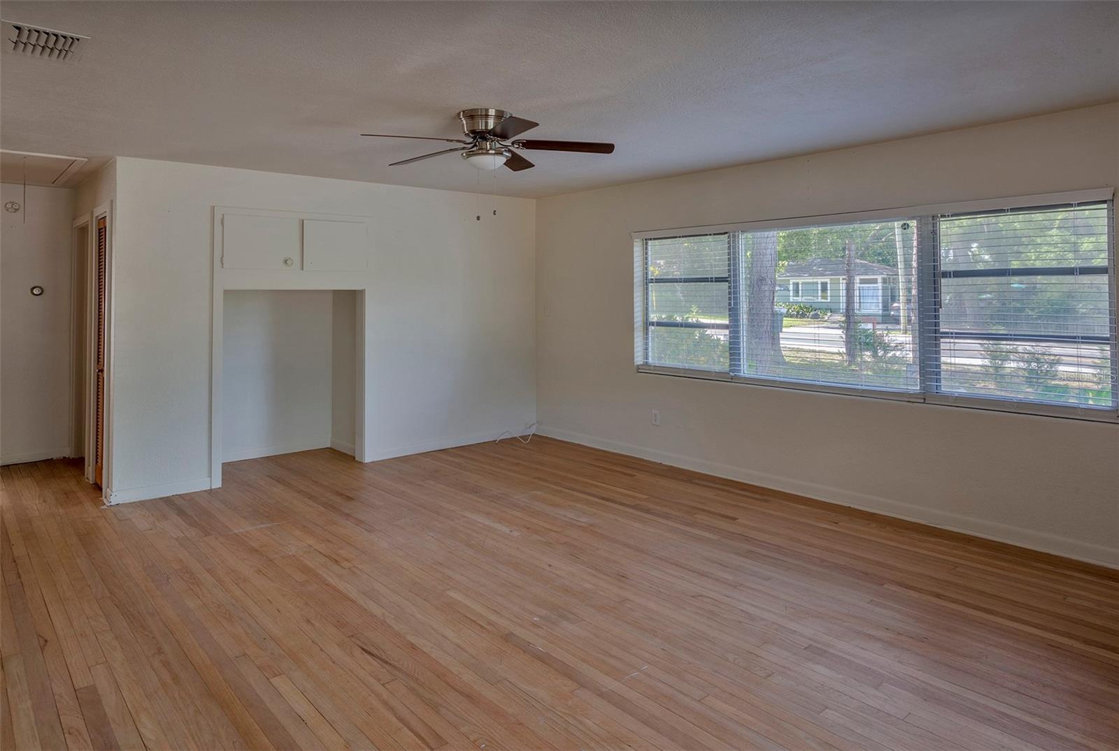 SUNSET POINT A REP - Commercial Sale