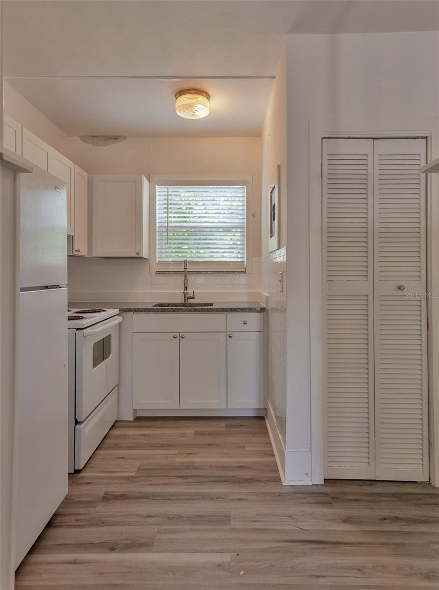 SUNSET POINT A REP - Commercial Sale