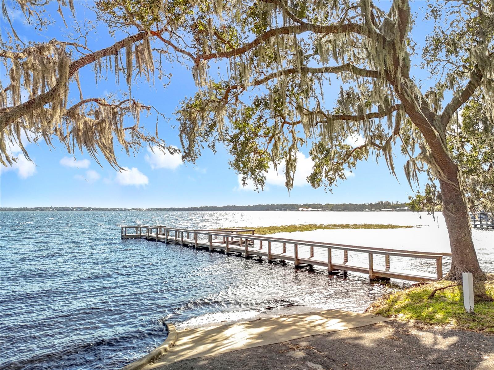 SEASONS AT PALISADES - Residential Lease