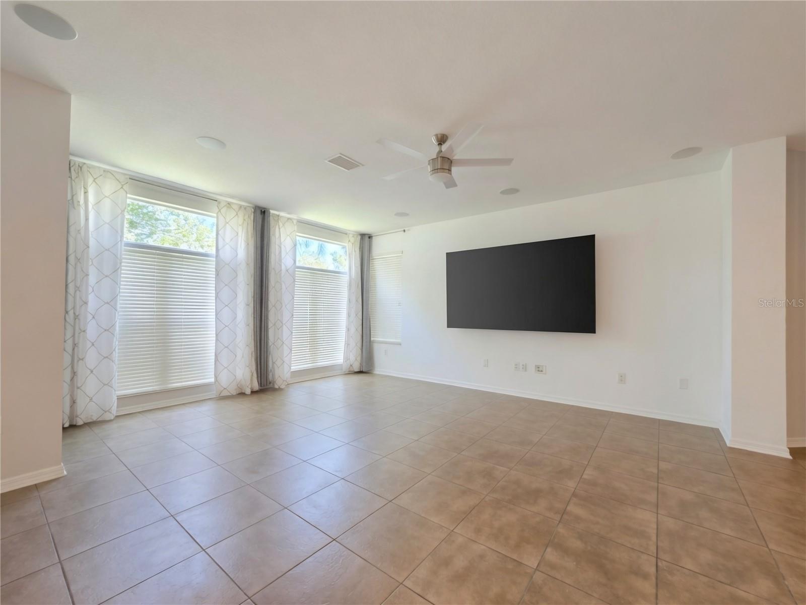 GRAND HAMPTON PH 4 - Residential