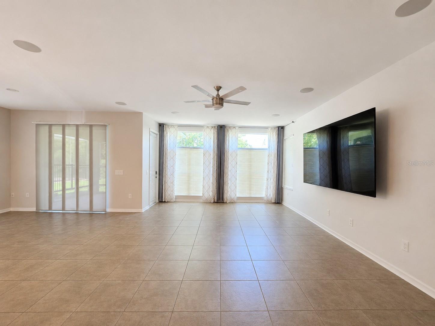 GRAND HAMPTON PH 4 - Residential