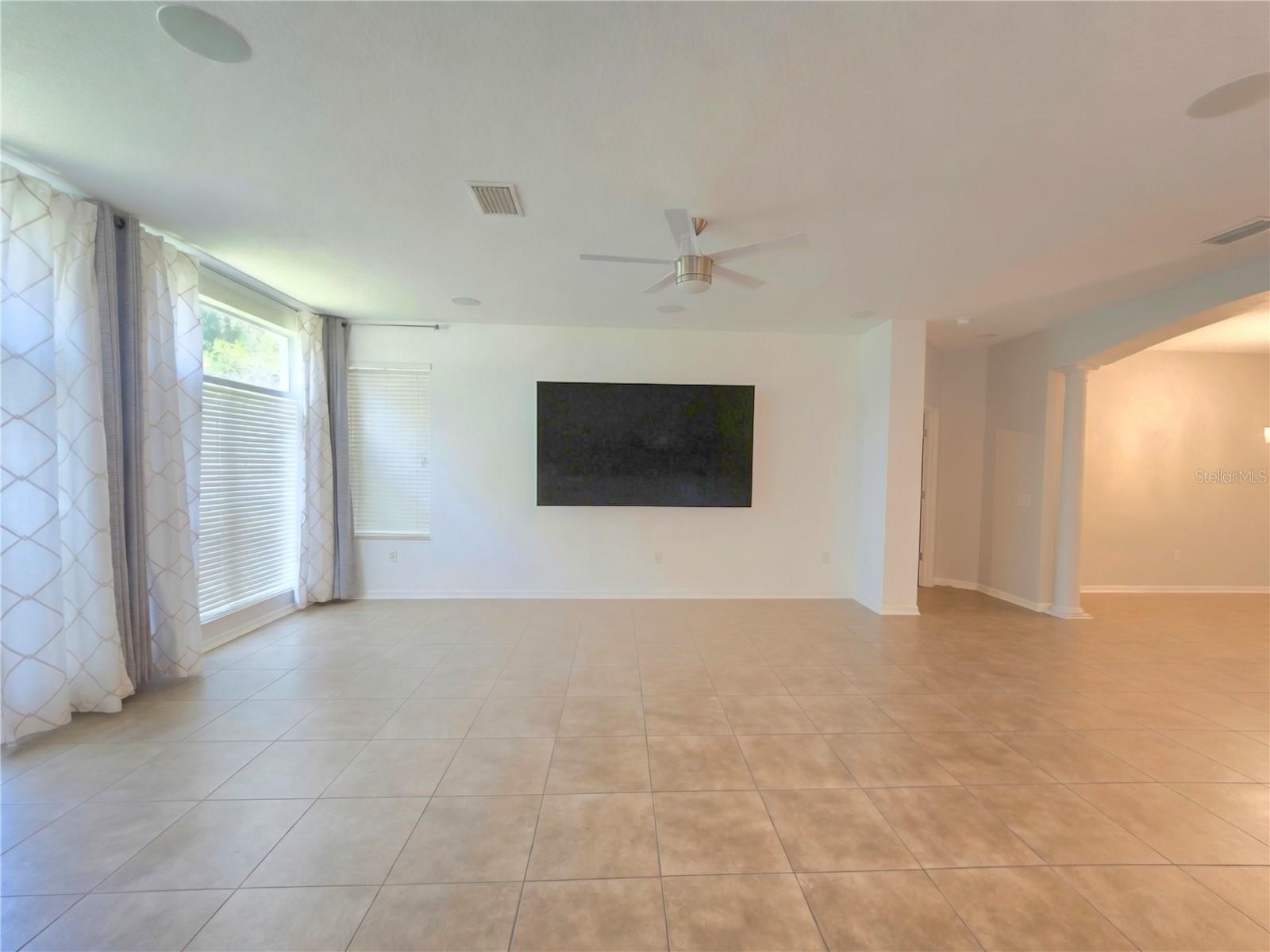 GRAND HAMPTON PH 4 - Residential