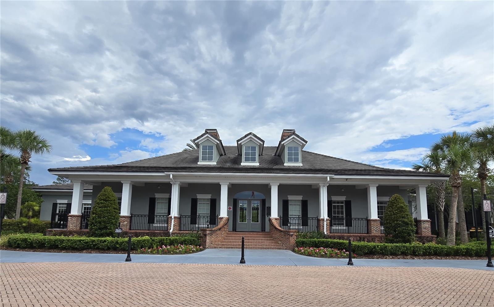 GRAND HAMPTON PH 4 - Residential