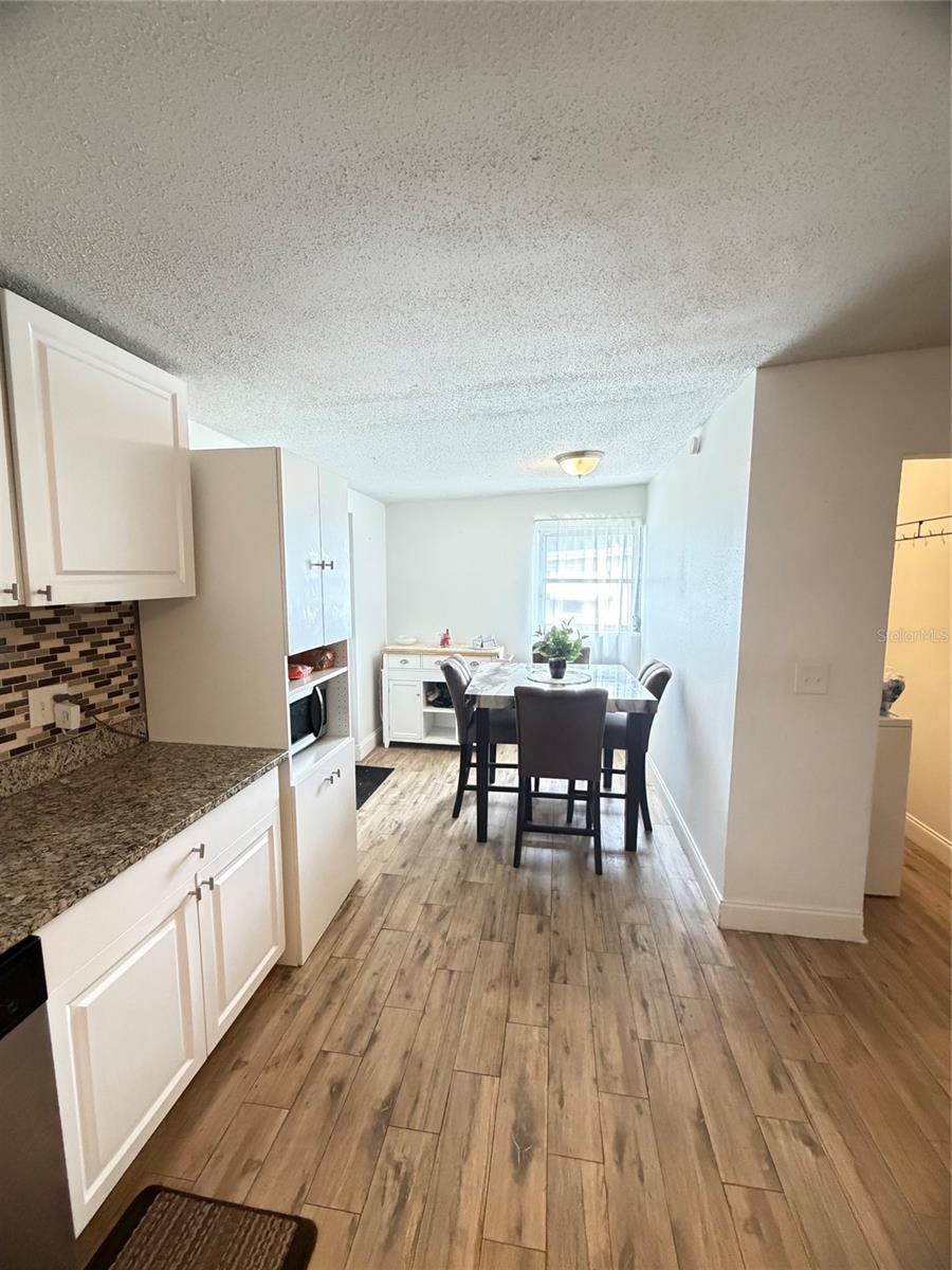 HAVEN GROVE MANOR - Residential