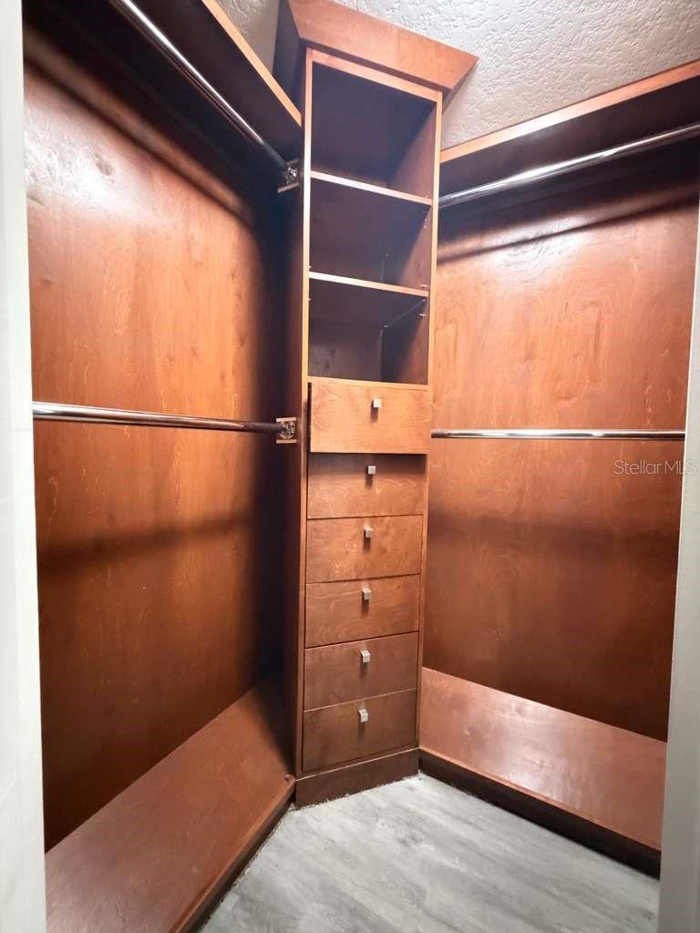 SPRING ISLE - Residential Lease