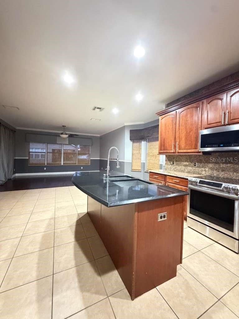 SPRING ISLE - Residential Lease
