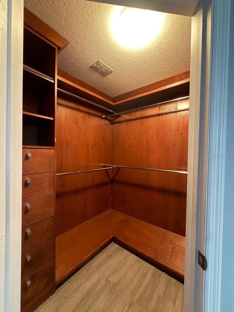 SPRING ISLE - Residential Lease