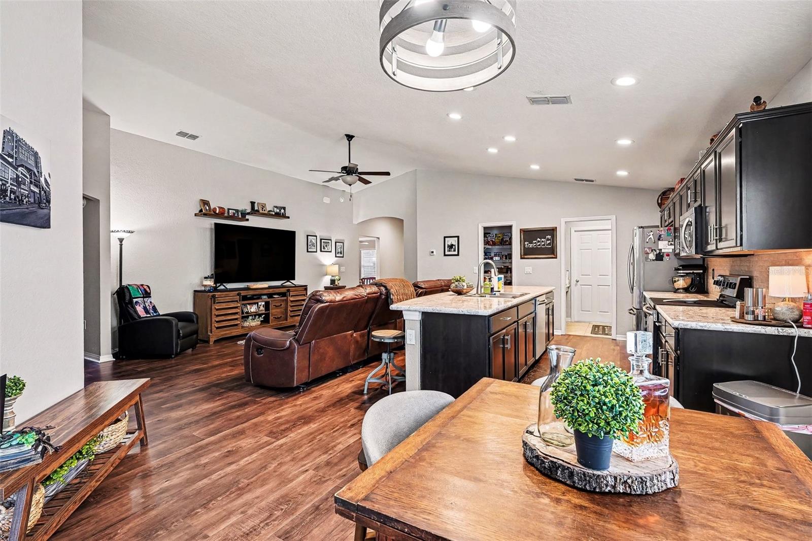 NORMANDY HEIGHTS 3B PB 173 PGSG 48-51 LOT 180 - Residential