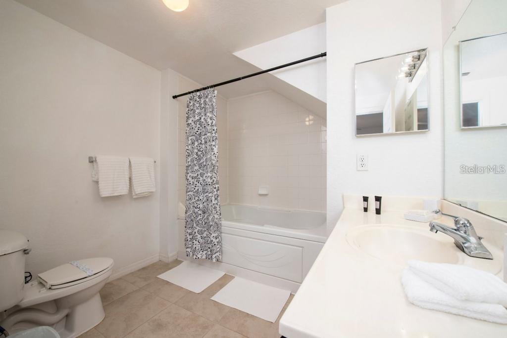 VENETIAN BAY VILLAGE P3 - Residential
