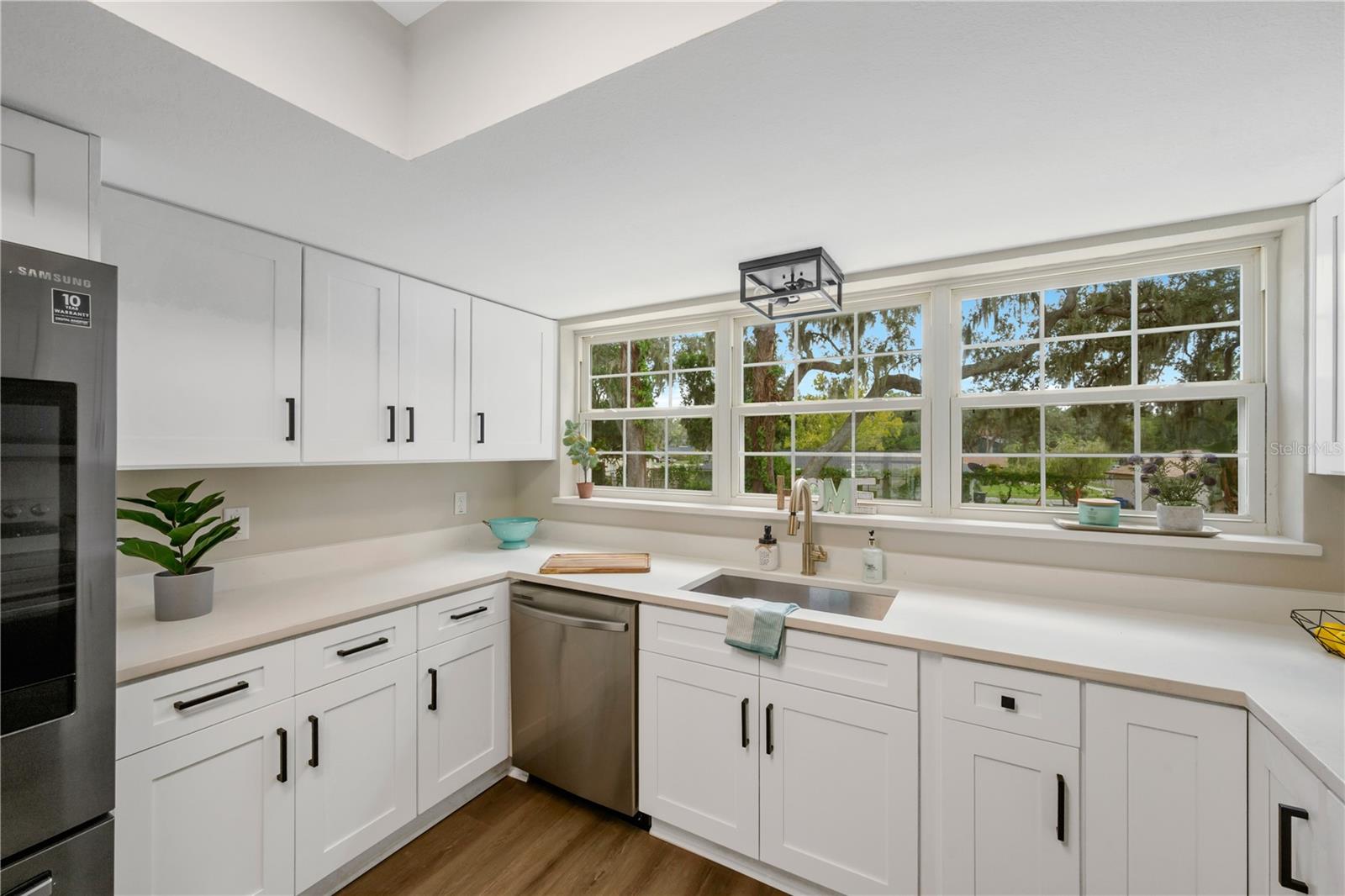 FOUR WINDS ESTATES UNIT 2 - Residential