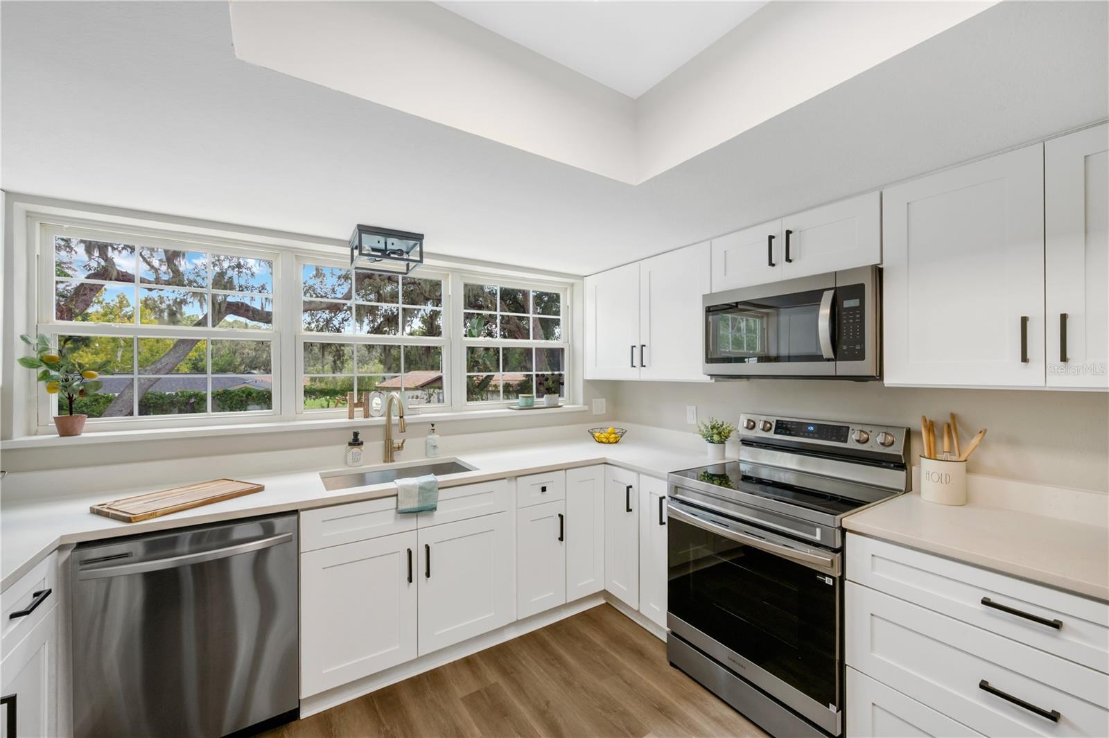 FOUR WINDS ESTATES UNIT 2 - Residential