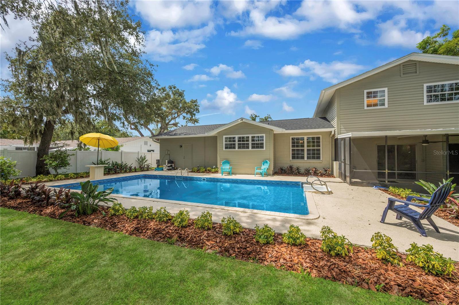 FOUR WINDS ESTATES UNIT 2 - Residential