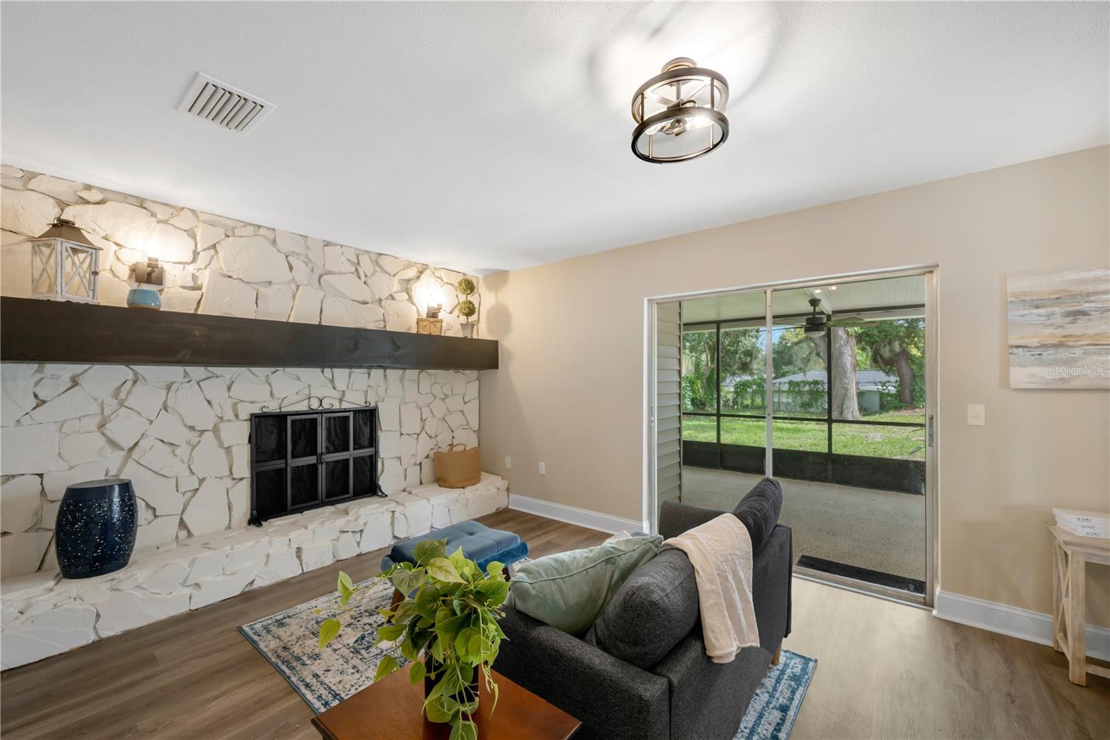 FOUR WINDS ESTATES UNIT 2 - Residential