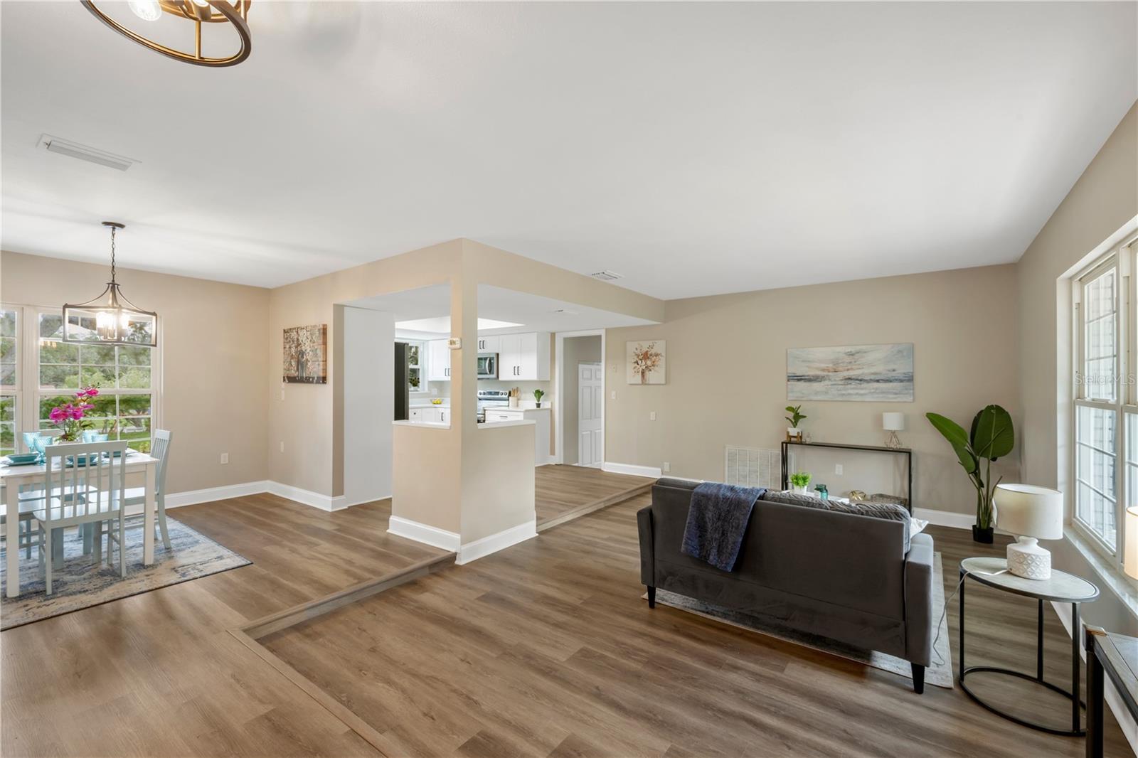 FOUR WINDS ESTATES UNIT 2 - Residential