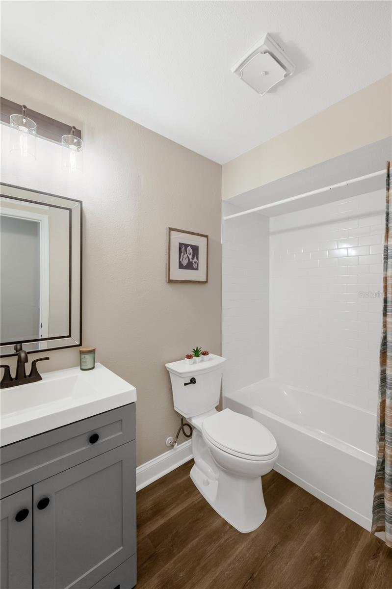 FOUR WINDS ESTATES UNIT 2 - Residential