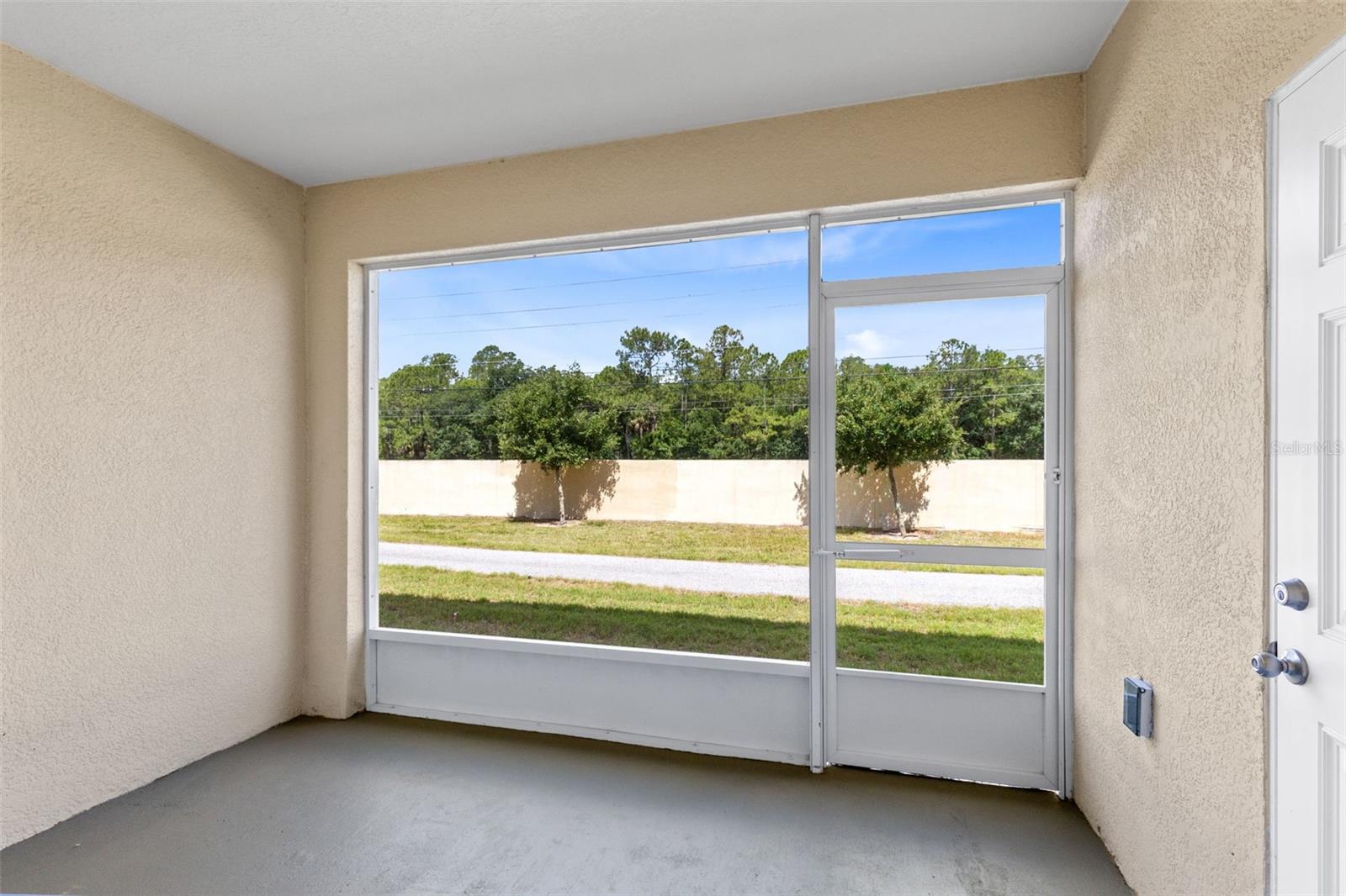 FIESTA KEY - Residential