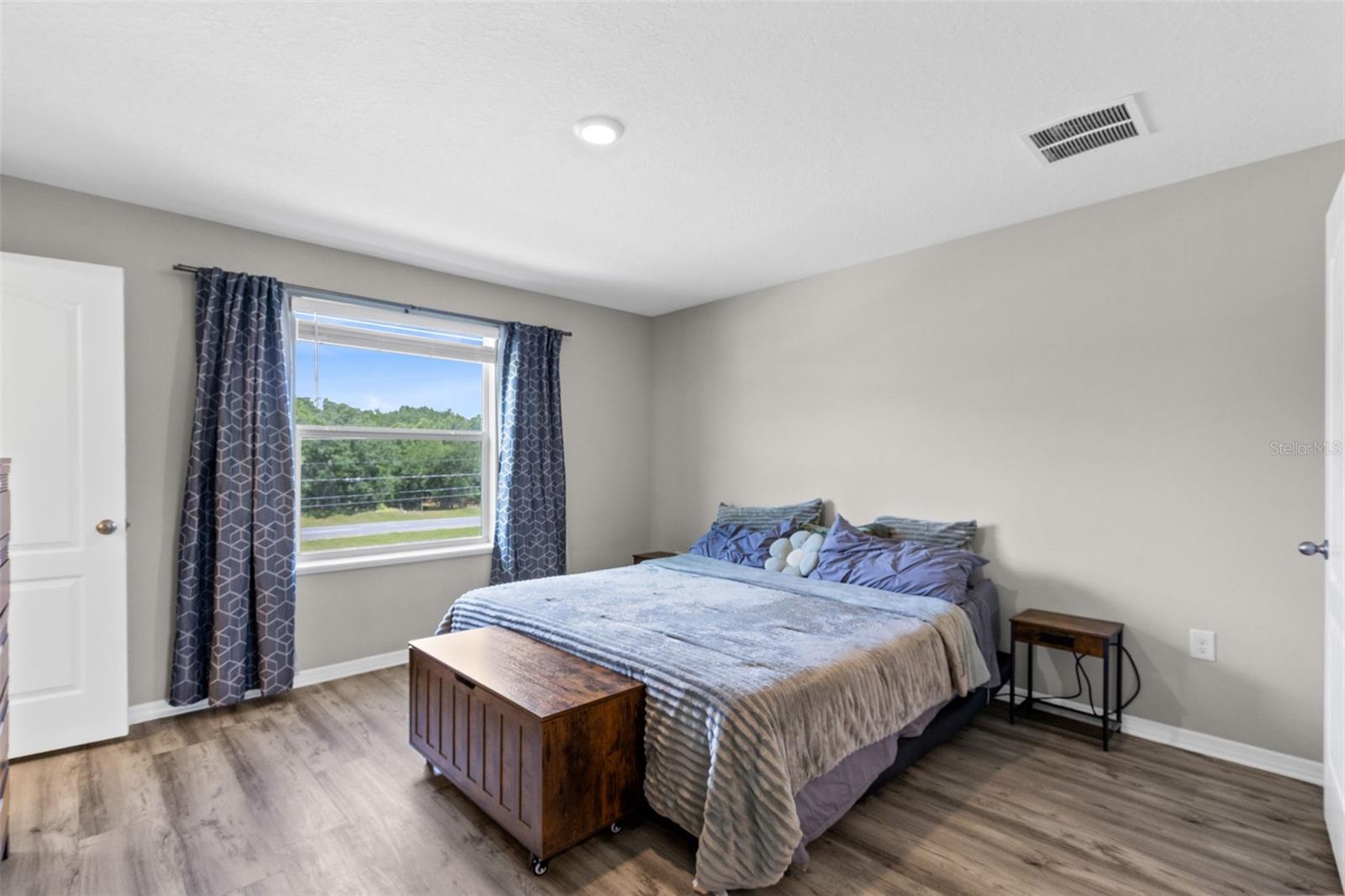 FIESTA KEY - Residential