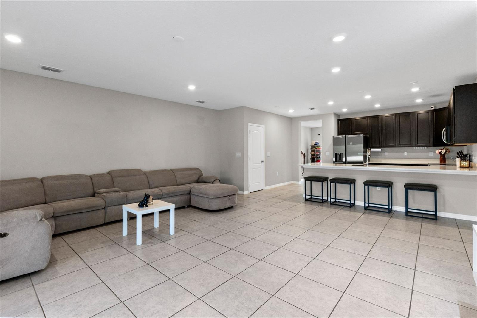 FIESTA KEY - Residential