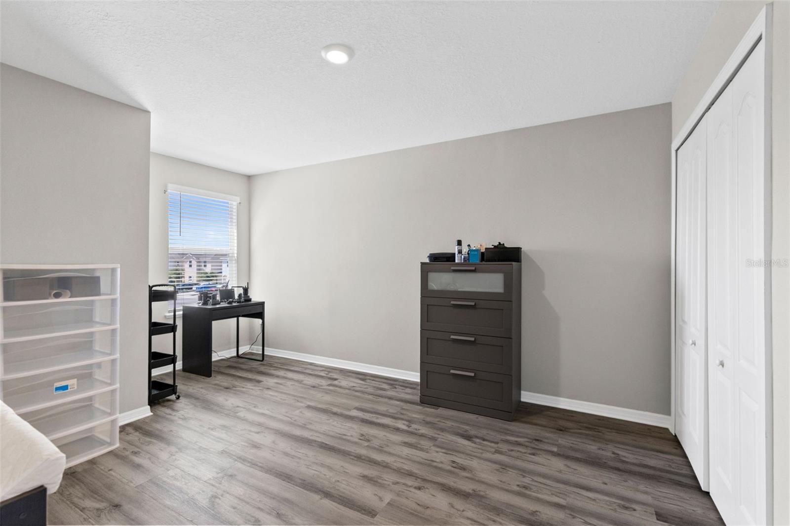 FIESTA KEY - Residential