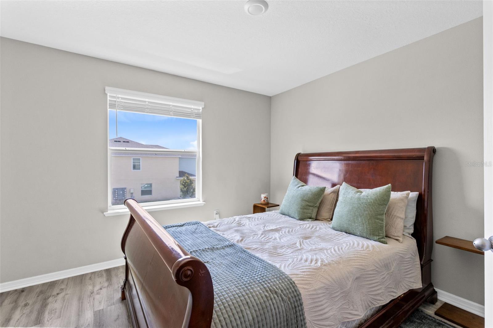 FIESTA KEY - Residential