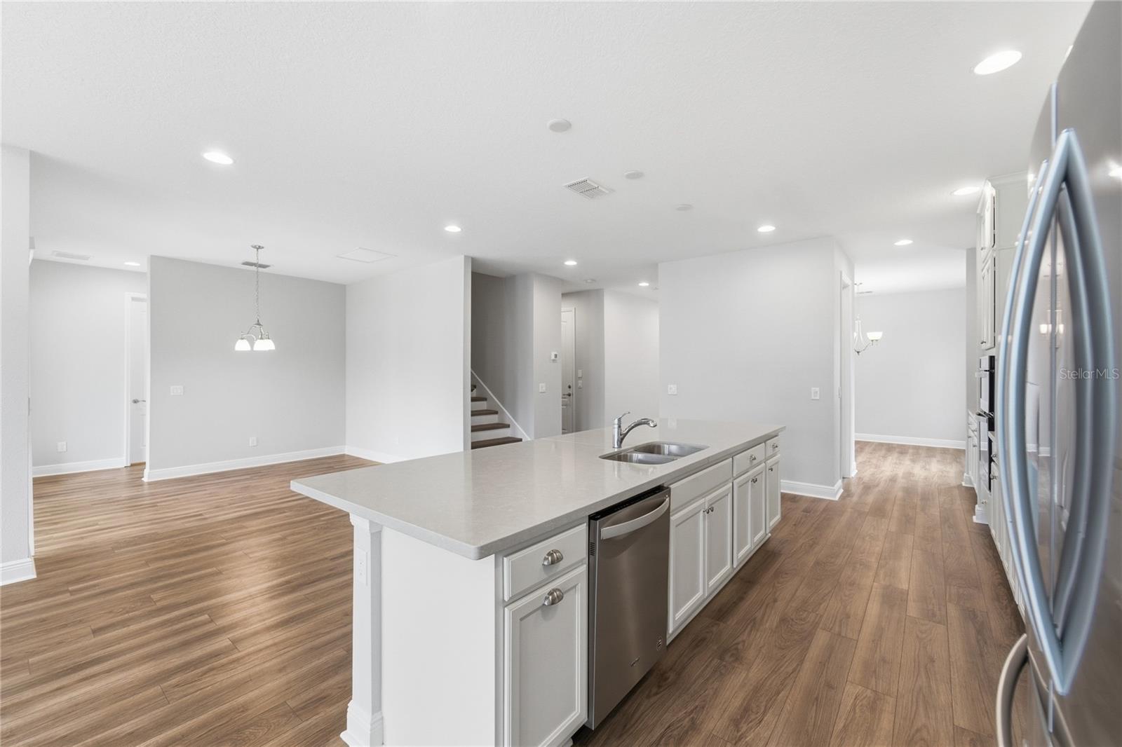 LATHAM PARK SOUTH - Residential