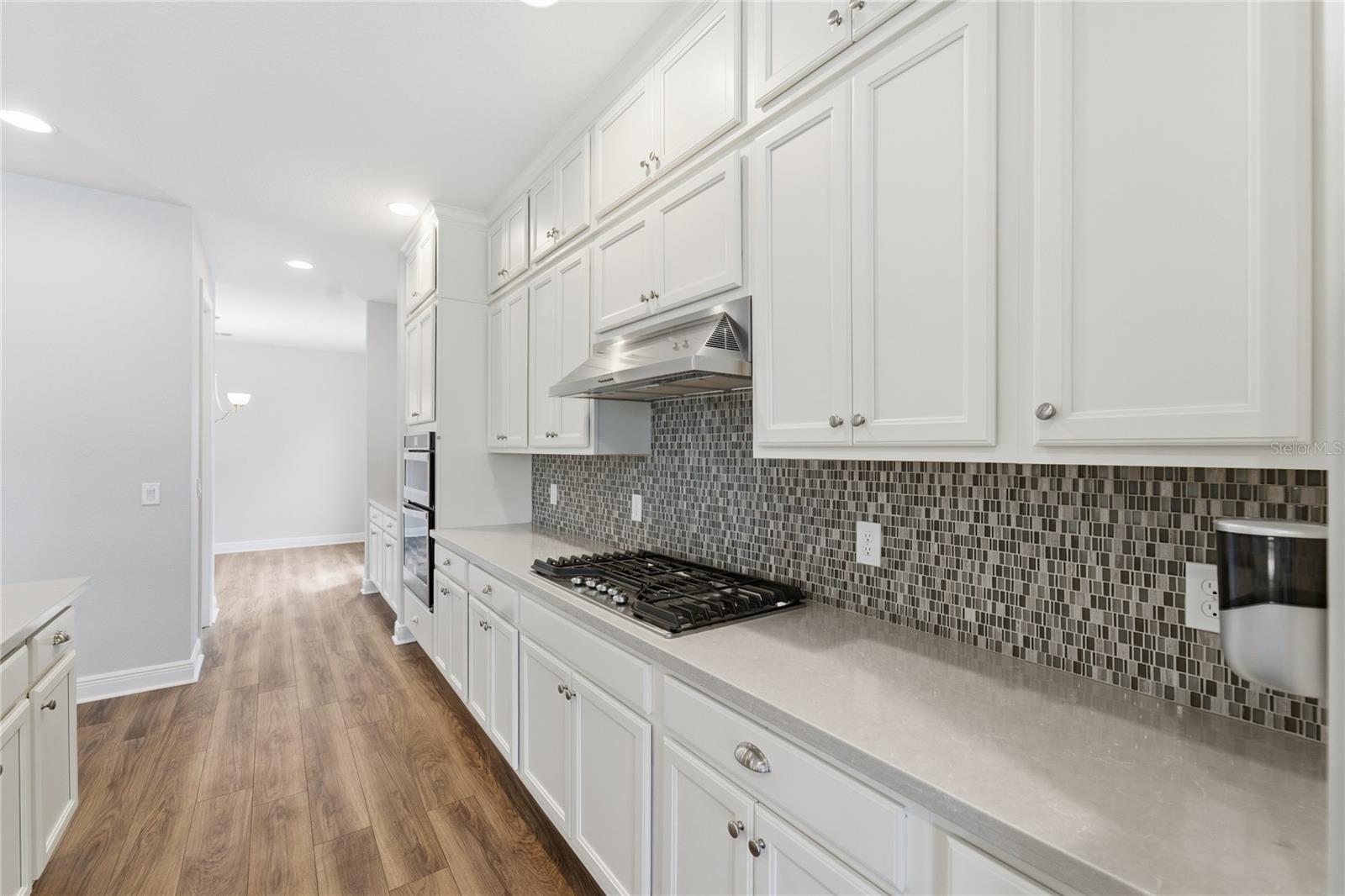 LATHAM PARK SOUTH - Residential