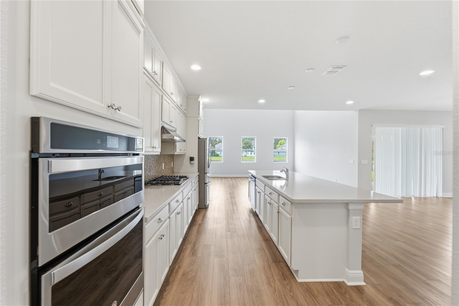LATHAM PARK SOUTH - Residential