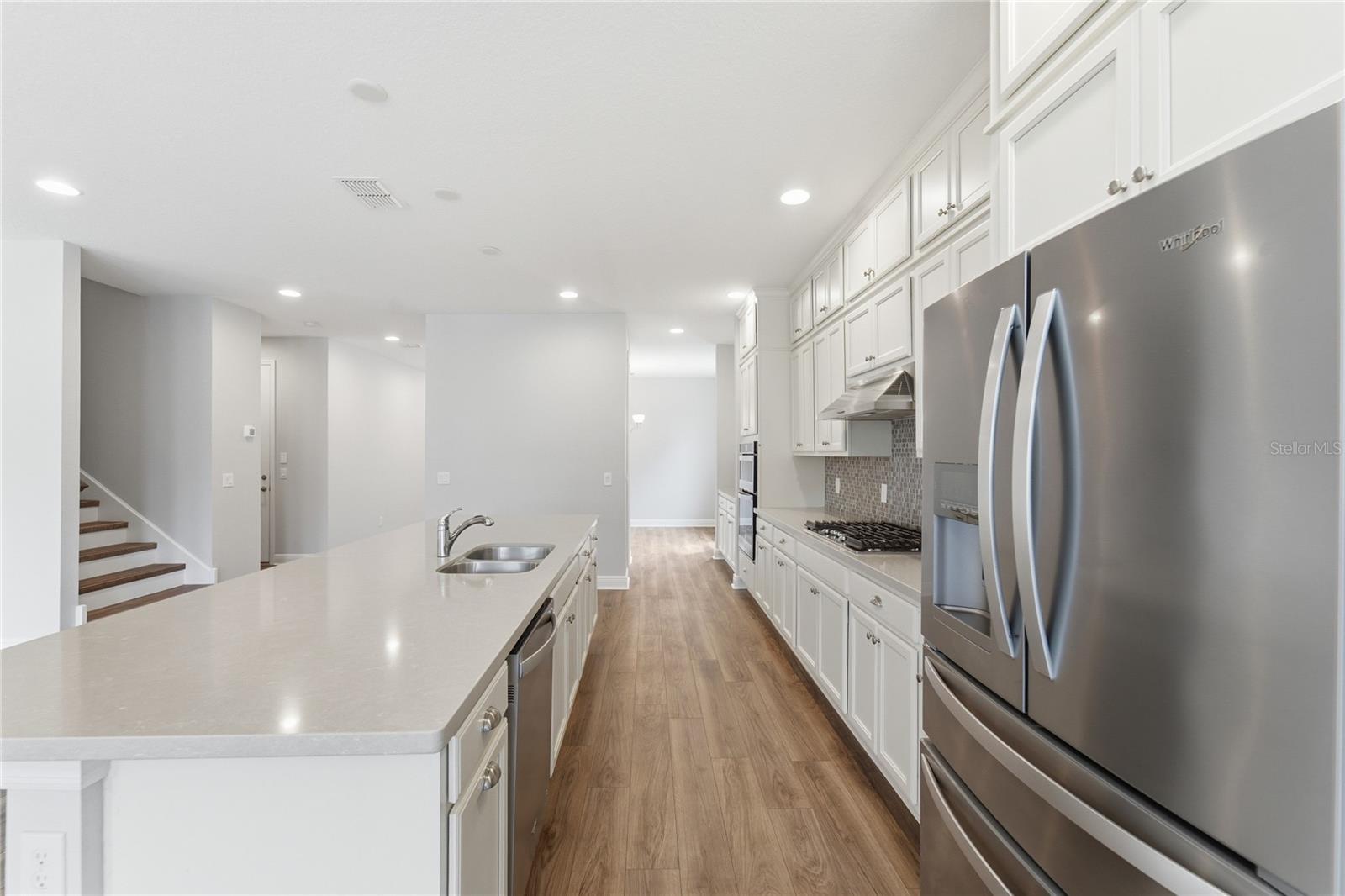 LATHAM PARK SOUTH - Residential