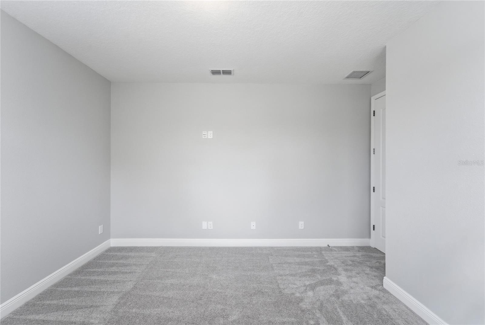 LATHAM PARK SOUTH - Residential