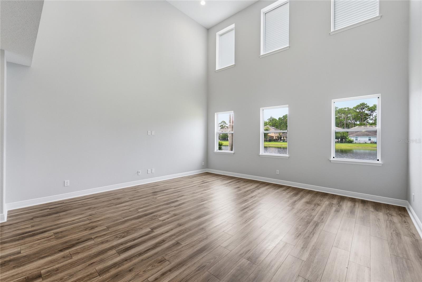 LATHAM PARK SOUTH - Residential