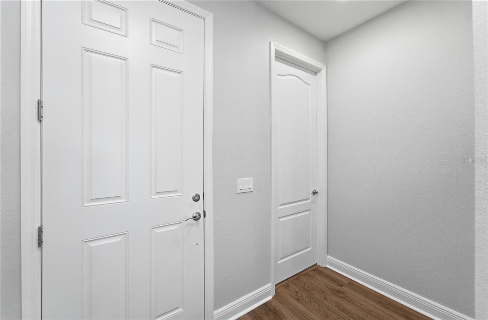 LATHAM PARK SOUTH - Residential