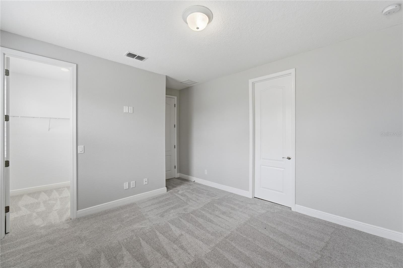 LATHAM PARK SOUTH - Residential