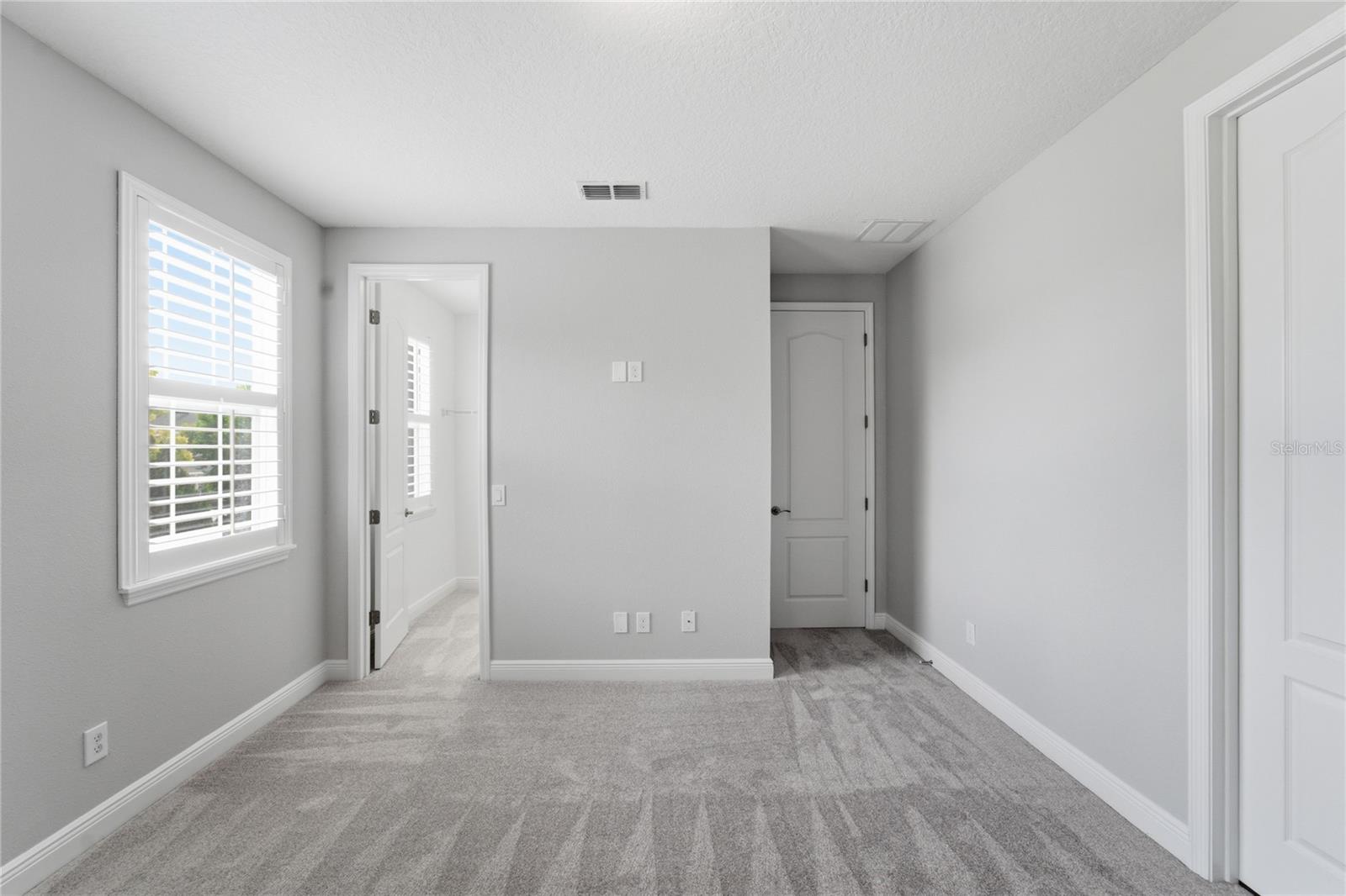 LATHAM PARK SOUTH - Residential